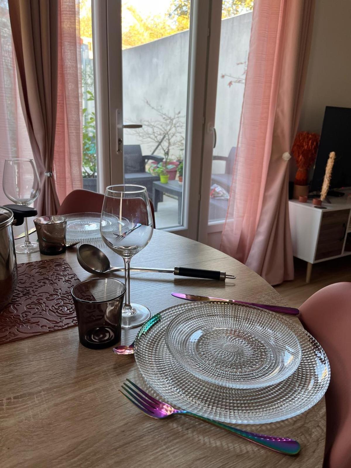 Charmante Maison Bord De Marne Maisons-Alfort Ngoại thất bức ảnh